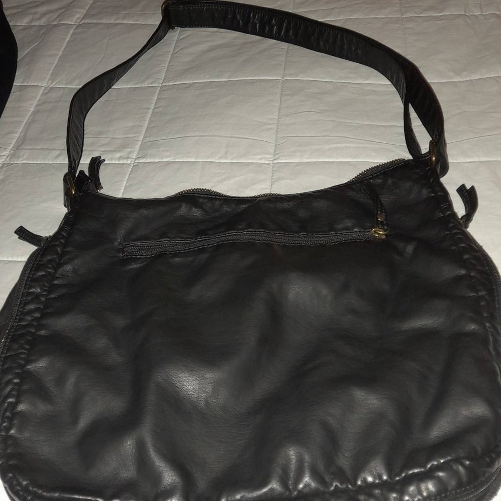 Ladies Leather Cross Body Bag,.